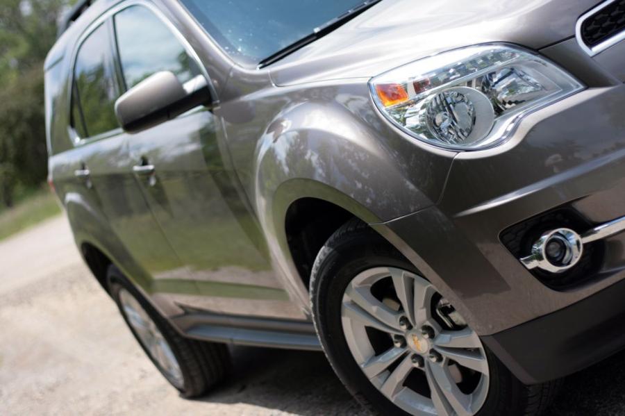  Chevrolet Equinox 2010 года  (фото 41 из 56)